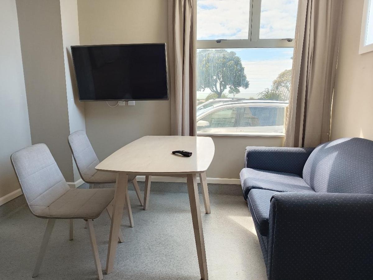 Хостел Napier Art House Backpackers Екстер'єр фото