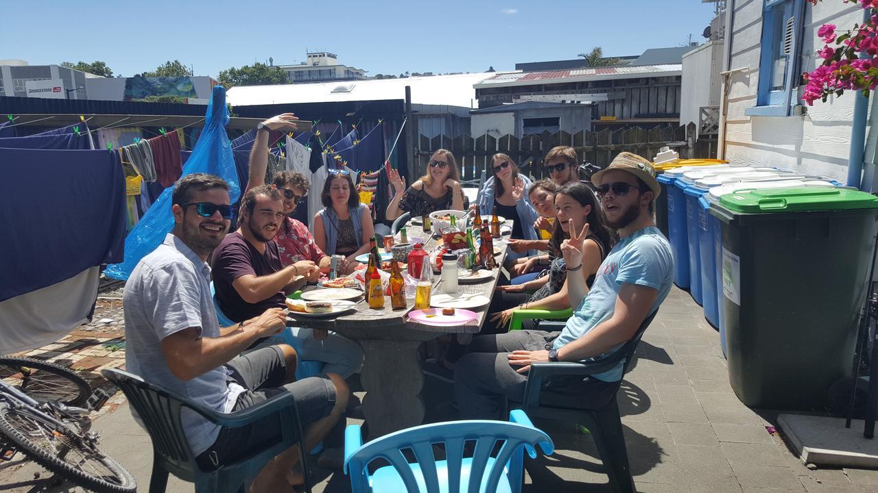 Хостел Napier Art House Backpackers Екстер'єр фото